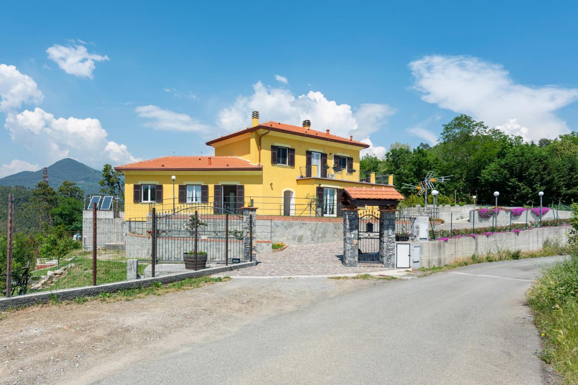 Joivy Villa Guanna - Charming Flat With Garden Bracco Kültér fotó