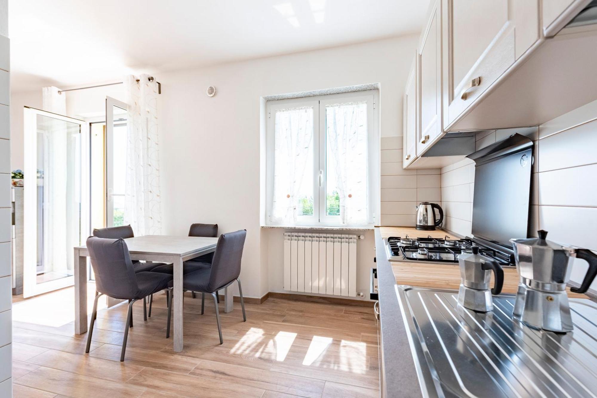 Joivy Villa Guanna - Charming Flat With Garden Bracco Kültér fotó