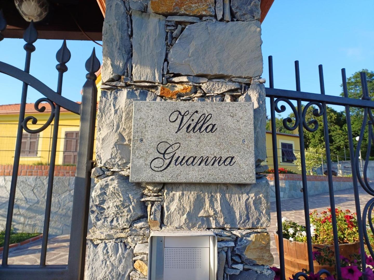 Joivy Villa Guanna - Charming Flat With Garden Bracco Kültér fotó